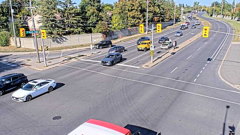 Traffic camera image at 2025-09-15 20:00:57