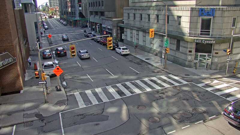 Traffic camera image at 2025-08-24 14:15:08