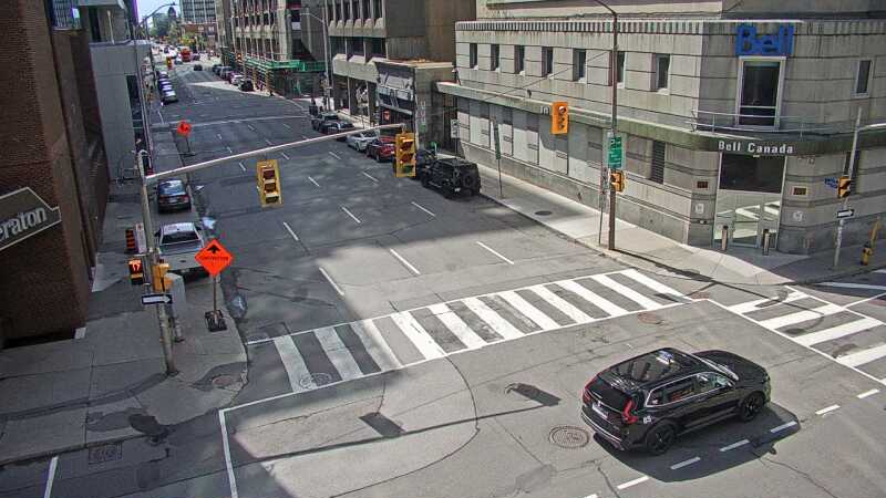 Traffic camera image at 2025-08-24 15:00:12