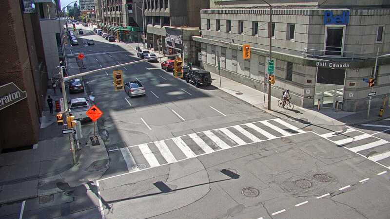 Traffic camera image at 2025-08-24 15:10:12