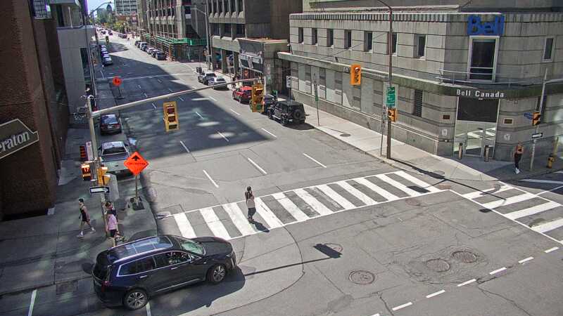 Traffic camera image at 2025-08-24 15:15:10