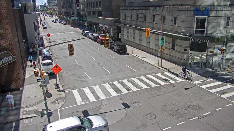 Traffic camera image at 2025-08-24 15:45:17
