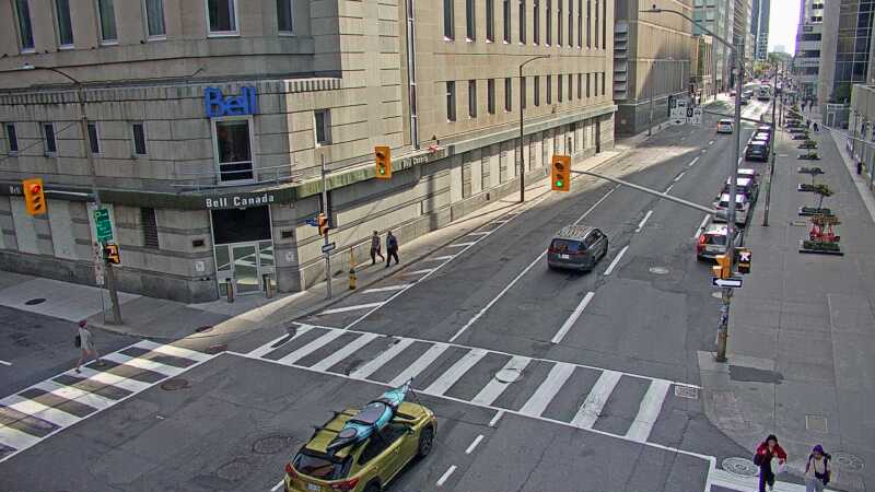 Traffic camera image at 2025-09-17 20:50:09