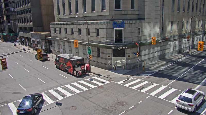 Traffic camera image at 2025-06-30 15:50:09