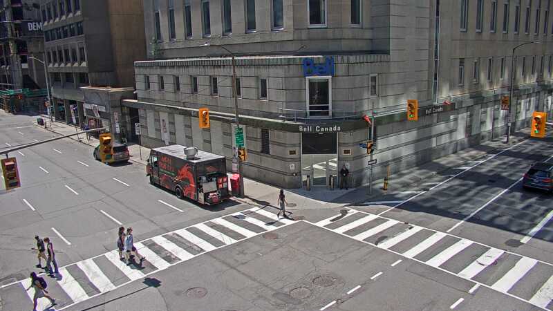 Traffic camera image at 2025-06-30 16:00:11