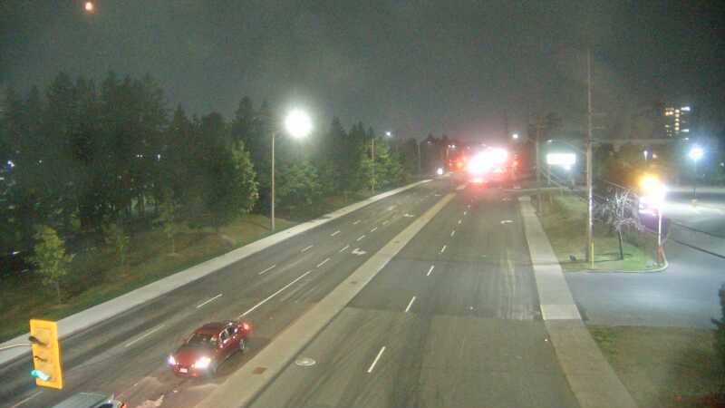 Traffic camera image at 2025-08-04 02:10:50