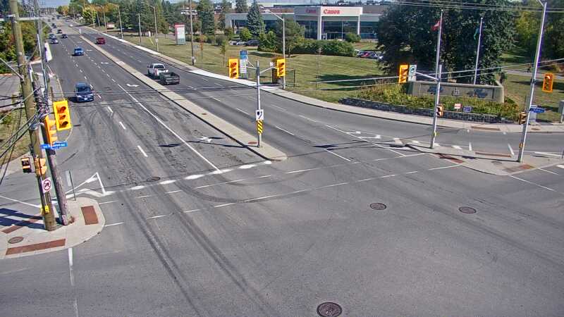 Traffic camera image at 2025-09-14 17:51:03