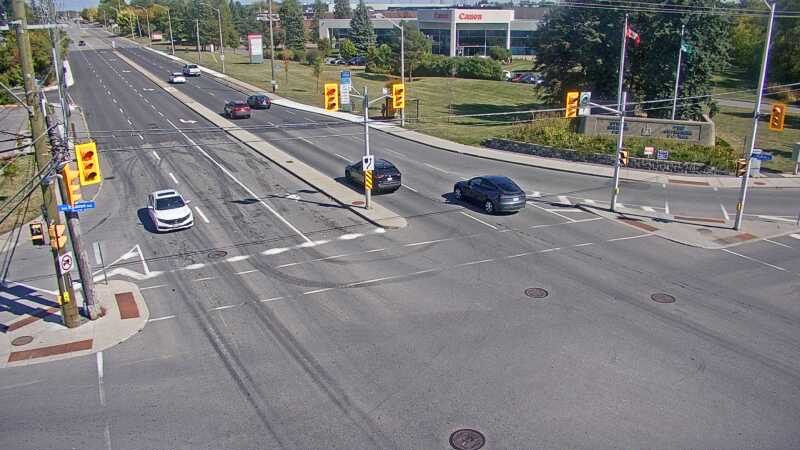 Traffic camera image at 2025-09-14 18:15:56
