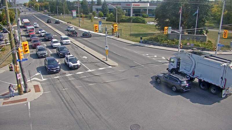Traffic camera image at 2025-09-18 16:05:55