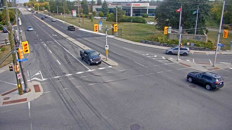 Traffic camera image at 2025-09-18 17:15:57