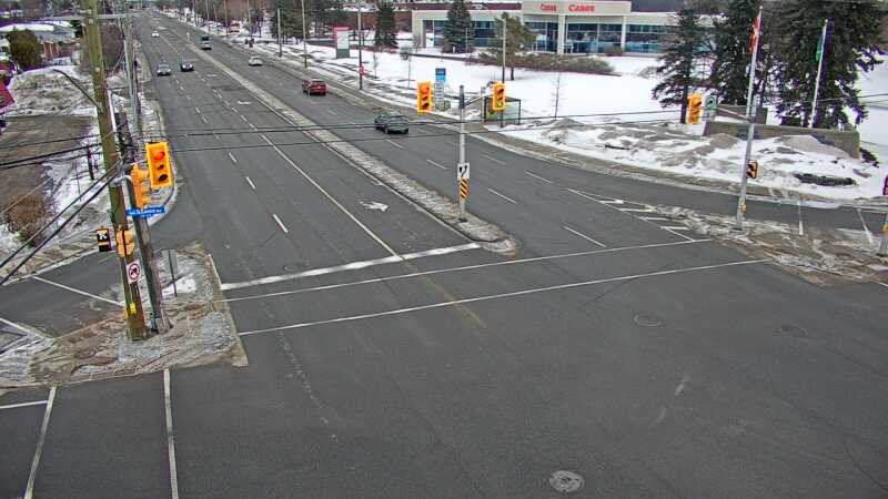 Traffic camera image at 2025-03-09 13:00:43