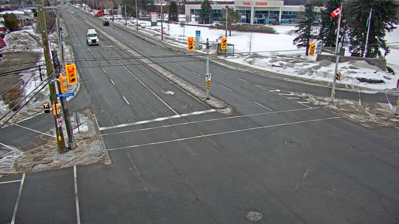 Traffic camera image at 2025-03-09 13:05:45