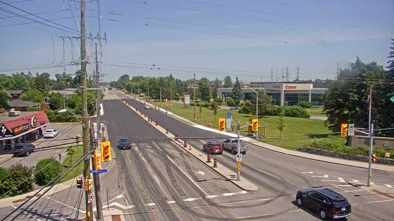 Traffic camera image at 2025-06-30 17:31:05