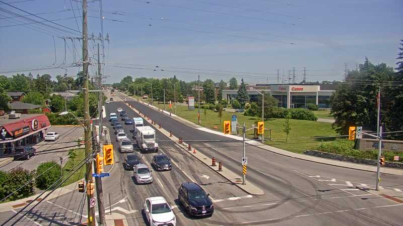 Traffic camera image at 2025-06-30 17:37:30