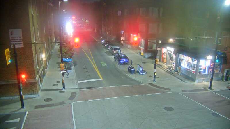 Traffic camera image at 2025-08-04 01:30:42
