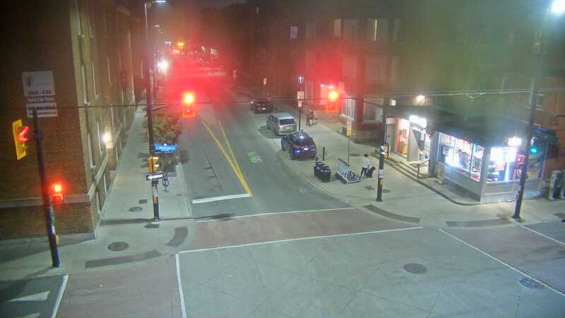 Traffic camera image at 2025-08-04 01:40:48