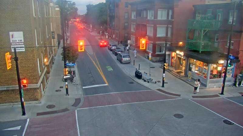Traffic camera image at 2025-08-25 00:00:53