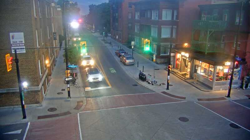 Traffic camera image at 2025-08-25 00:10:51