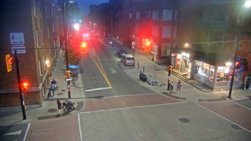 Traffic camera image at 2025-08-25 00:20:45