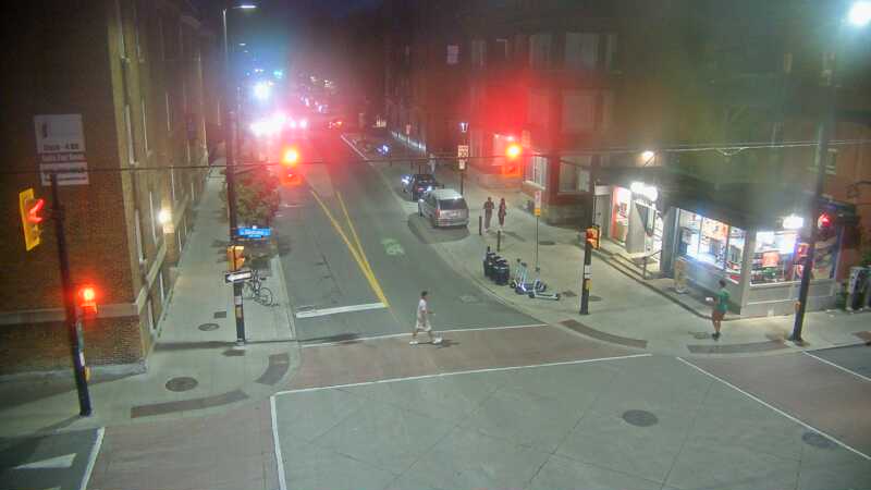 Traffic camera image at 2025-08-25 00:40:49