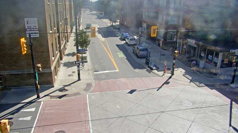 Traffic camera image at 2025-09-14 17:25:49