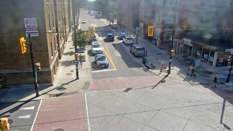 Traffic camera image at 2025-09-14 17:30:50