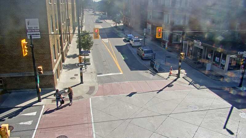 Traffic camera image at 2025-09-14 17:40:49