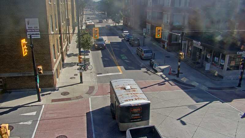 Traffic camera image at 2025-09-14 18:31:01