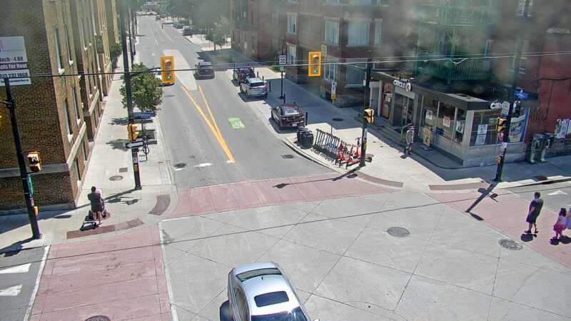 Traffic camera image at 2025-06-30 17:50:54