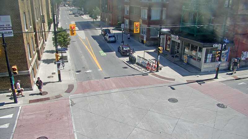 Traffic camera image at 2025-06-30 19:00:53