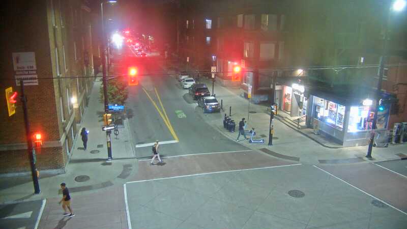 Traffic camera image at 2025-07-12 04:00:39