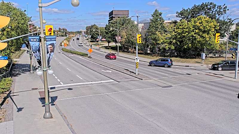 Traffic camera image at 2025-09-14 17:40:49