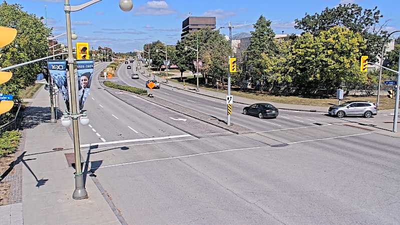 Traffic camera image at 2025-09-14 17:51:04
