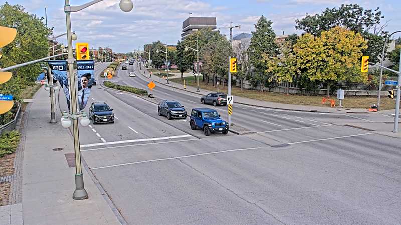 Traffic camera image at 2025-09-18 17:41:00