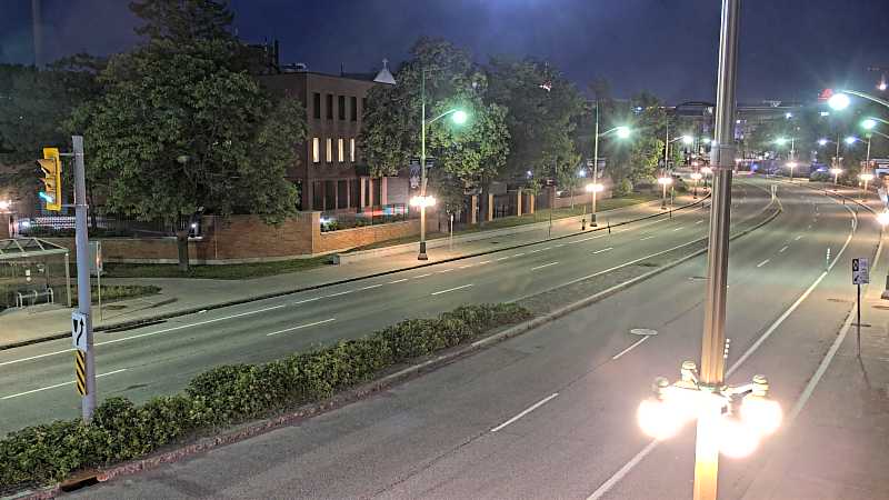 Traffic camera image at 2025-07-04 01:50:54