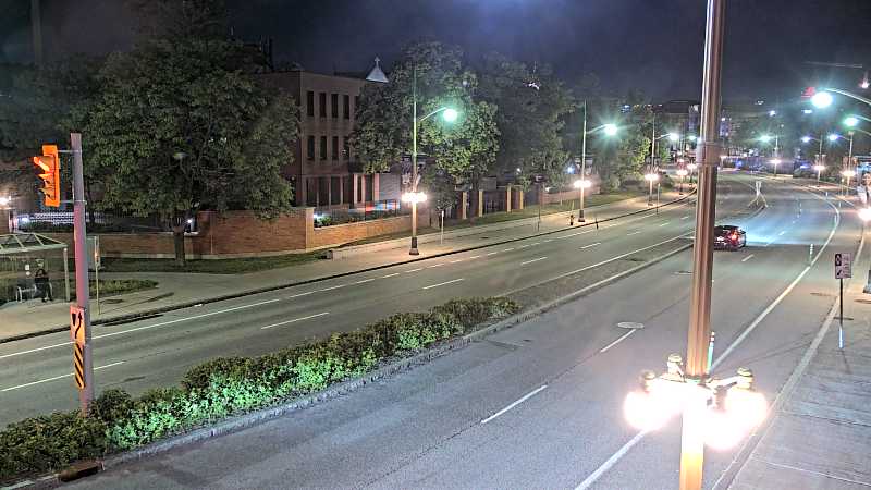 Traffic camera image at 2025-07-04 02:40:52