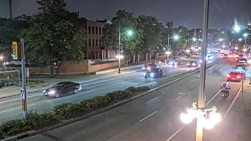 Traffic camera image at 2025-07-31 01:35:53