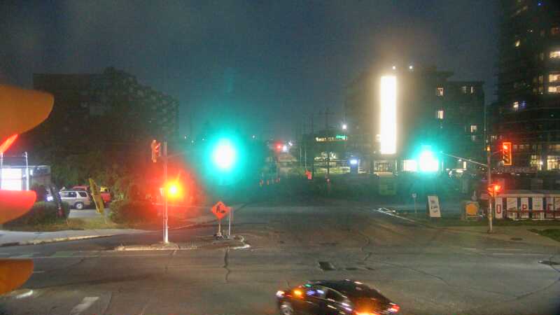 Traffic camera image at 2025-08-04 01:10:48