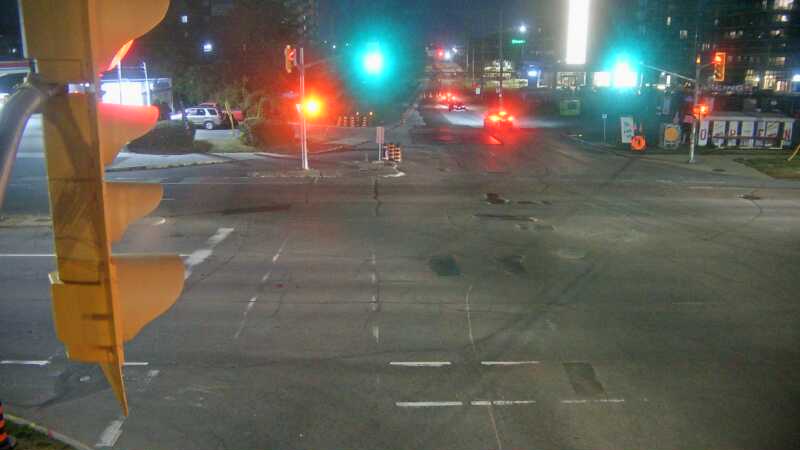 Traffic camera image at 2025-08-25 00:40:49