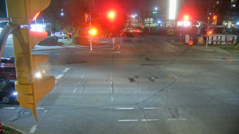 Traffic camera image at 2025-08-25 02:40:47