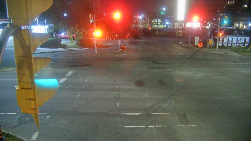 Traffic camera image at 2025-08-25 03:05:53