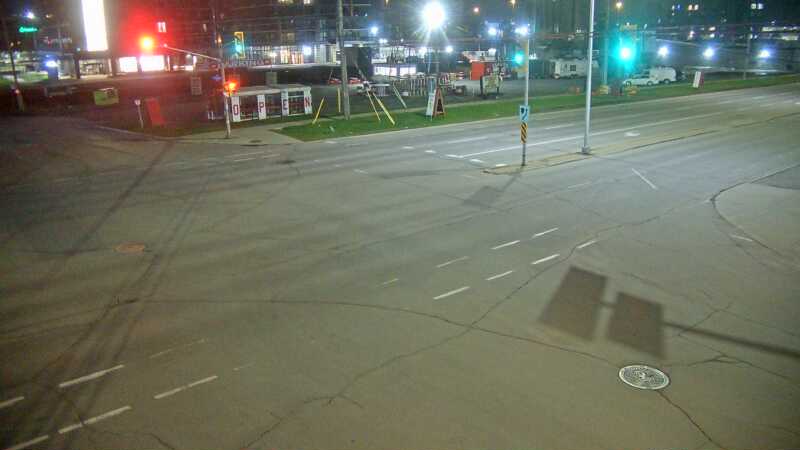 Traffic camera image at 2025-05-09 06:00:38