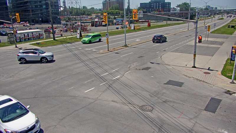 Traffic camera image at 2025-06-30 16:25:57