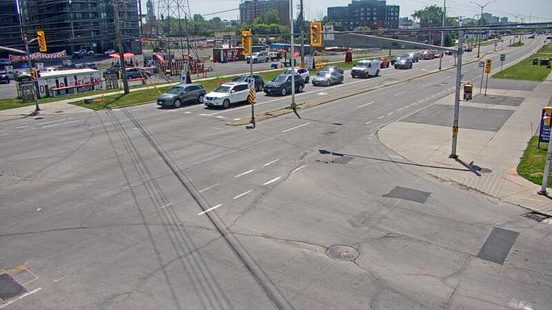 Traffic camera image at 2025-06-30 17:45:57