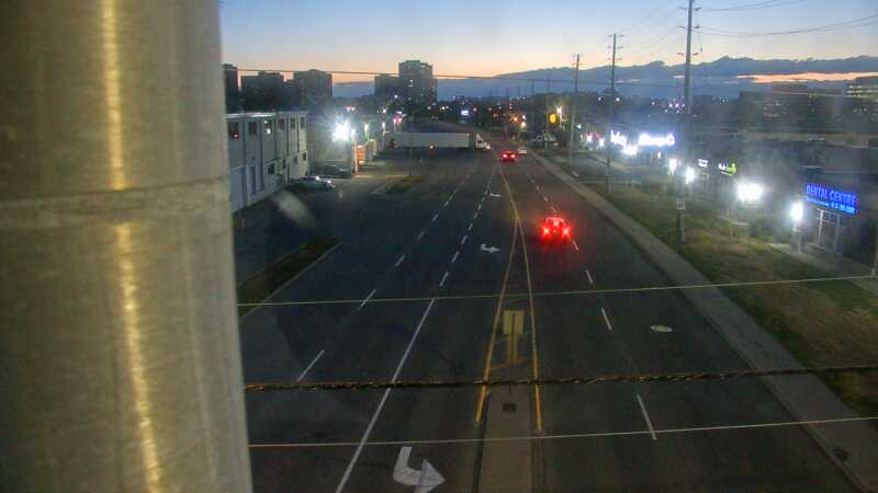 Traffic camera image at 2025-08-25 00:20:45