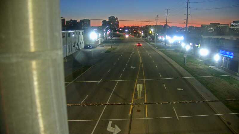 Traffic camera image at 2025-09-01 00:20:52
