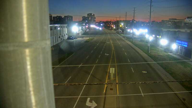 Traffic camera image at 2025-09-01 00:25:47