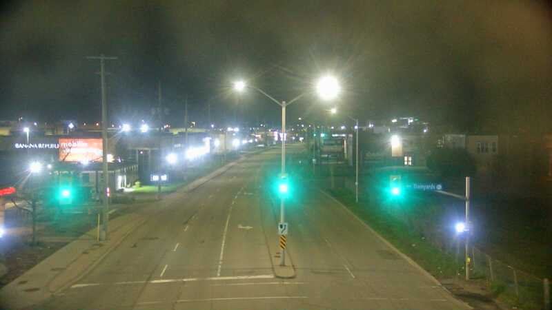 Traffic camera image at 2025-05-09 05:55:35