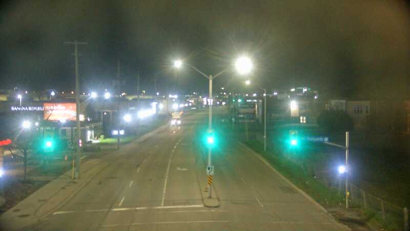 Traffic camera image at 2025-05-09 06:15:41