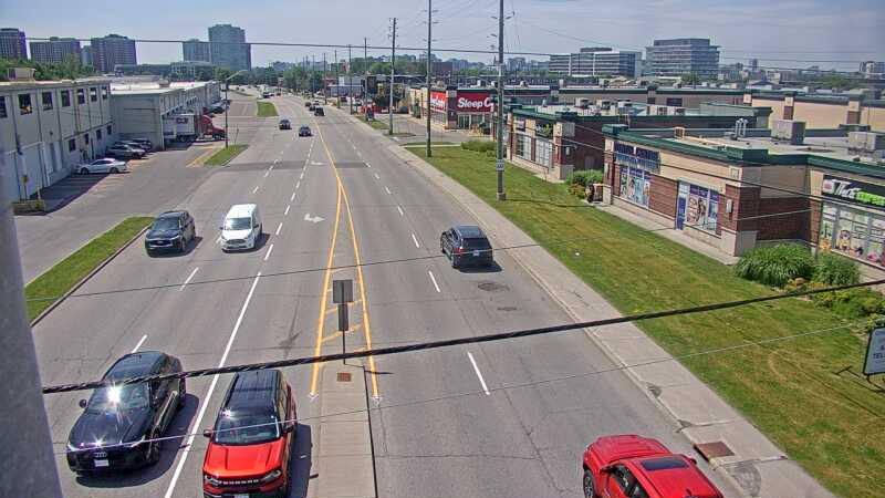 Traffic camera image at 2025-06-30 18:00:56
